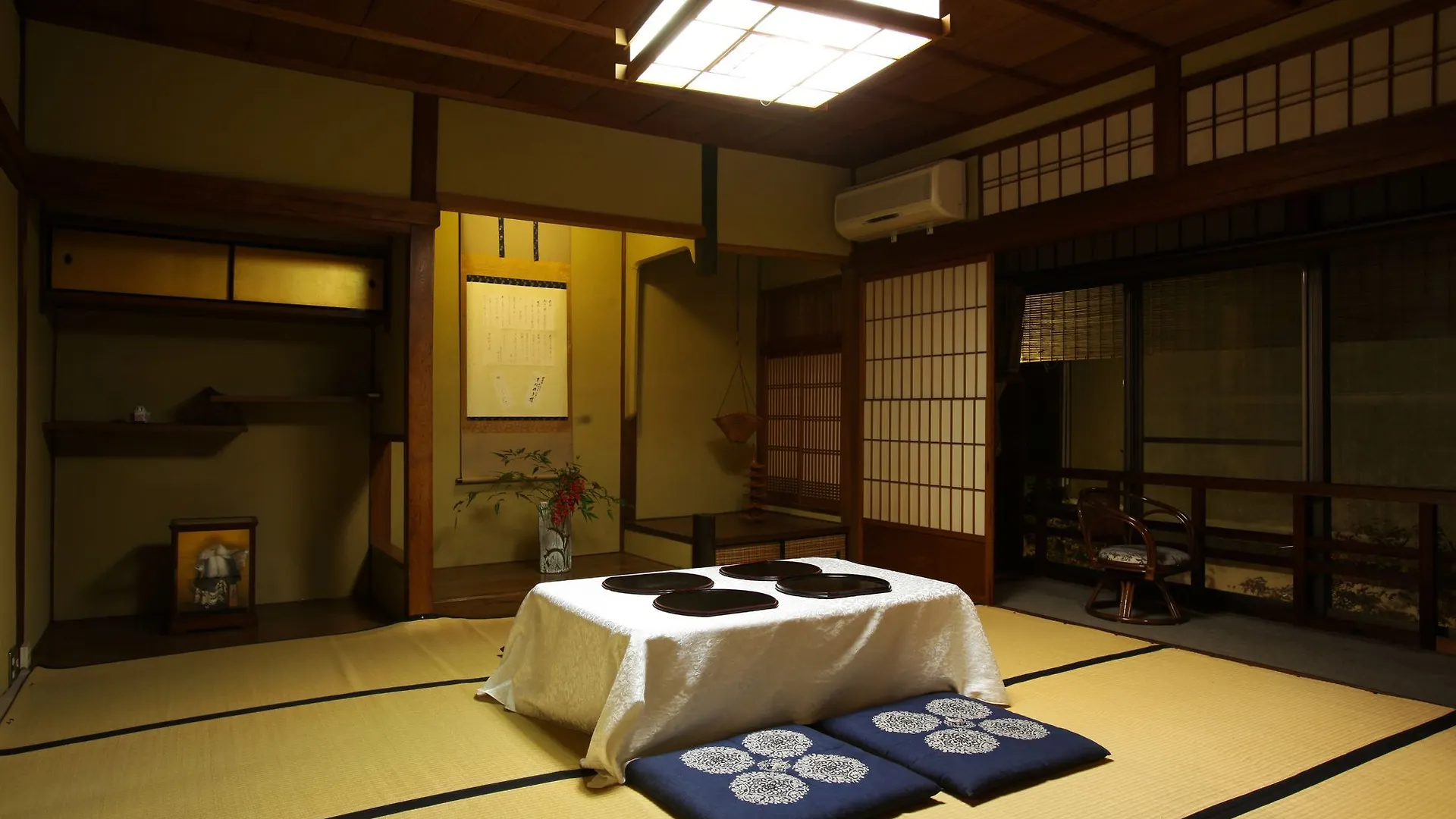 Du-Ran Samurai Inn Kyoto 2*,  Japan