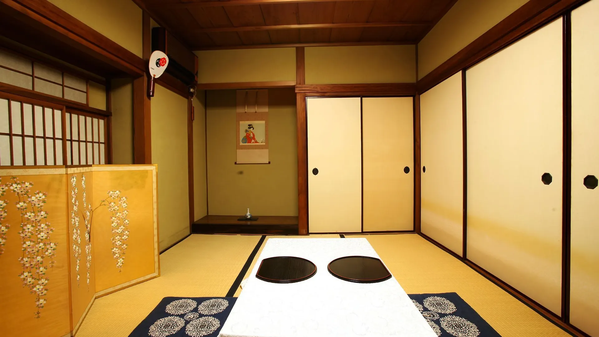 **  Du-Ran Samurai Inn Kyoto Japan